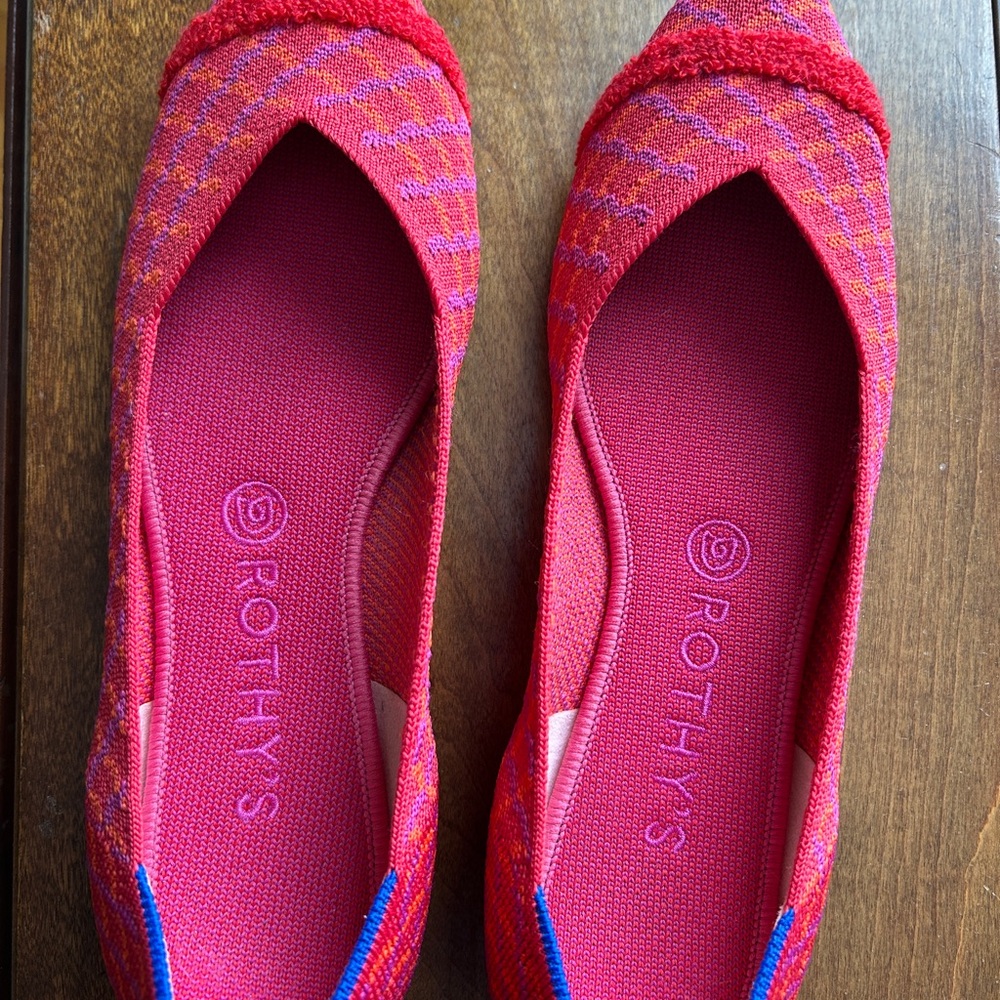 Rothy's Pomegranate Grid Pointe 9.5 - Picture 2 of 4